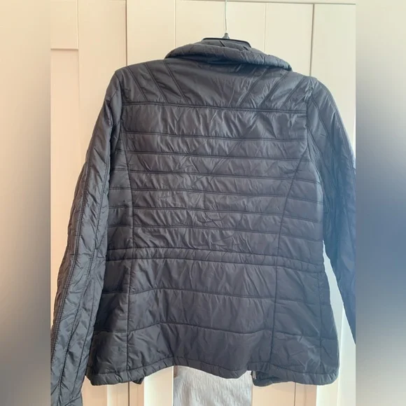 Women’s Guess black coat - Picture 9 of 9